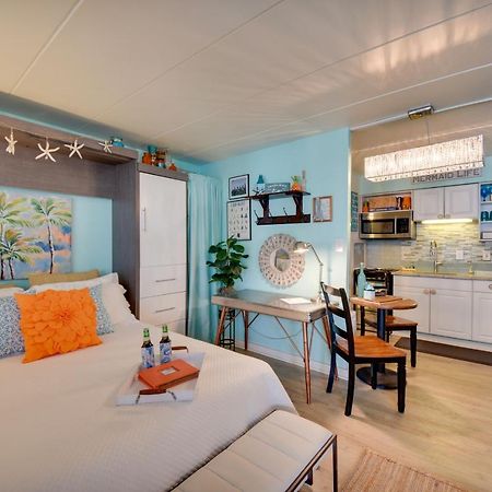 Chic Virginia Beach Retreat - Pool, Steps To Beach Ngoại thất bức ảnh