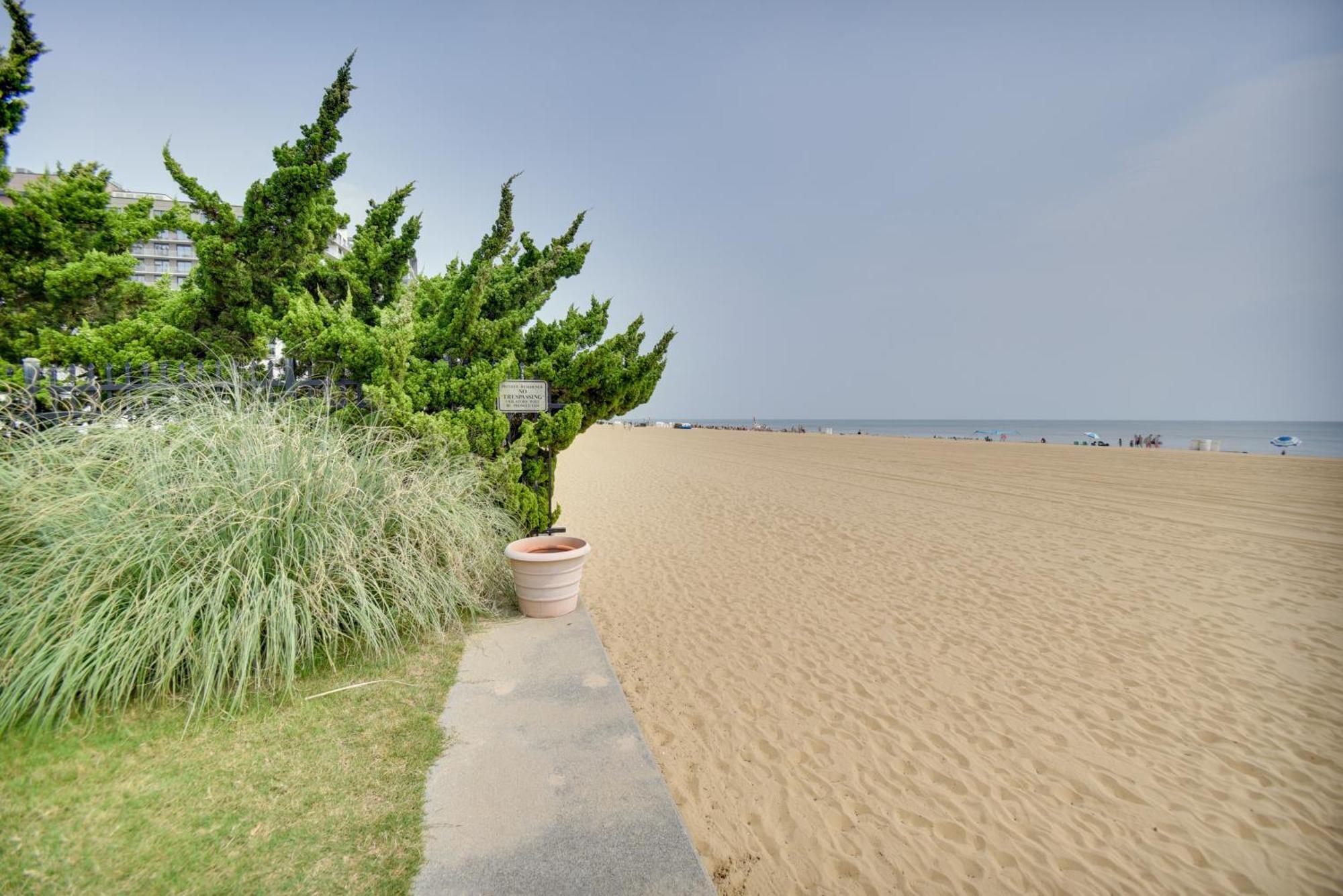 Chic Virginia Beach Retreat - Pool, Steps To Beach Ngoại thất bức ảnh